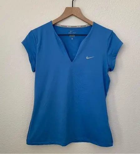 Nike  Dri-Fit Women’s V Neck Tennis Short Sleeve L