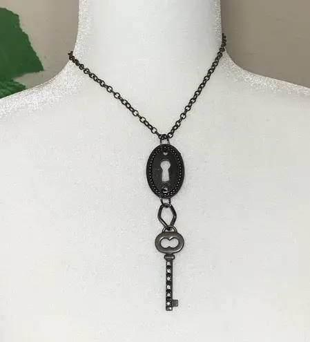 Gold Lock & Key Necklace New