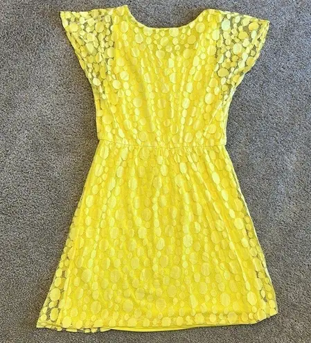 Roz & Ali Yellow Lace Mini Dress Size 10