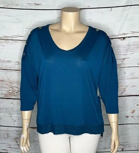 French Laundry NWT Size 1X Blue - Gold Faux Button V-Neck Rayon Knit Top Shirt
