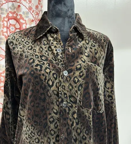 True Grit Vintage  Crushed Cotton-Velvet Cheetah Print. Lined Jacket-Shirt