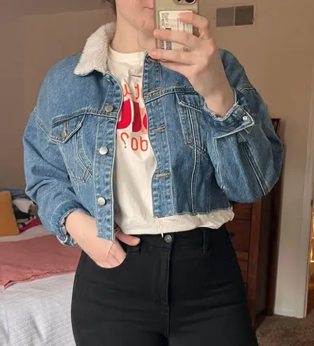 Forever 21 Cropped Fur Collar Jean Jacket