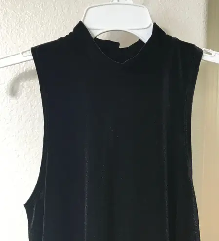 One Clothing Sleeveless Mock Neck Velvet Dress Small