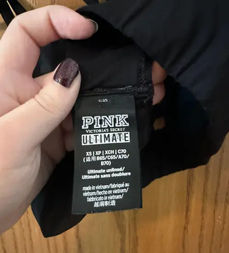 PINK - Victoria's Secret  ultimate black sports bra
