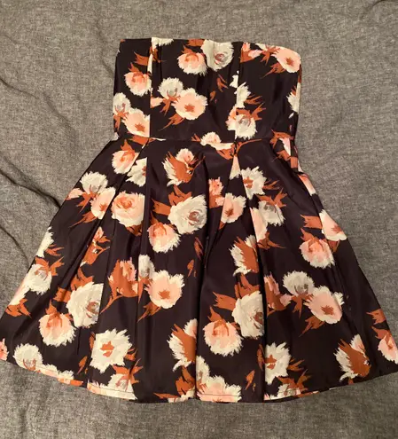 Forever 21 Sweetheart Floral Dress