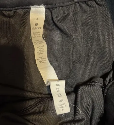 Lululemon shorts size 4