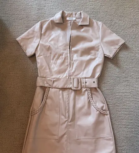 Triple Threads Cream Belted Mini Dress White - Image 4