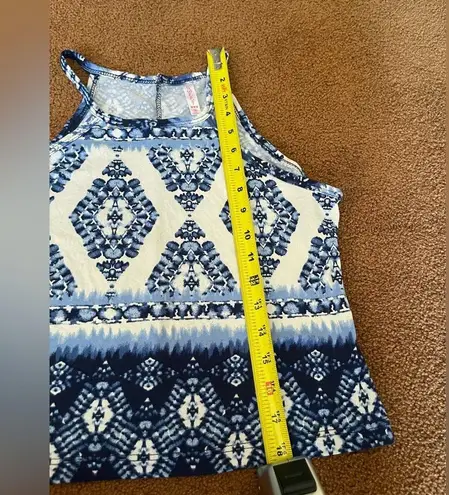 Sweet heart blue and white tribal print tank halter top M Size M