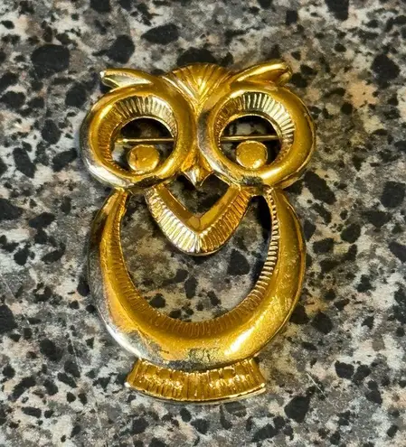 MCM Vintage Shiny Gold-toned Metal Stylized Owl Pin