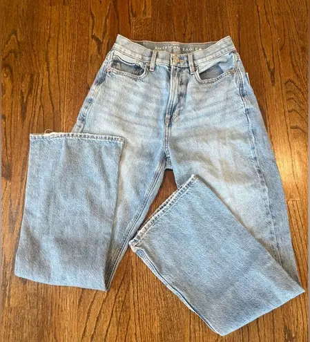 American Eagle AEO Highest Rise 90s Flare Jeans 100% Cotton in Mid Blue Size 2 Regular