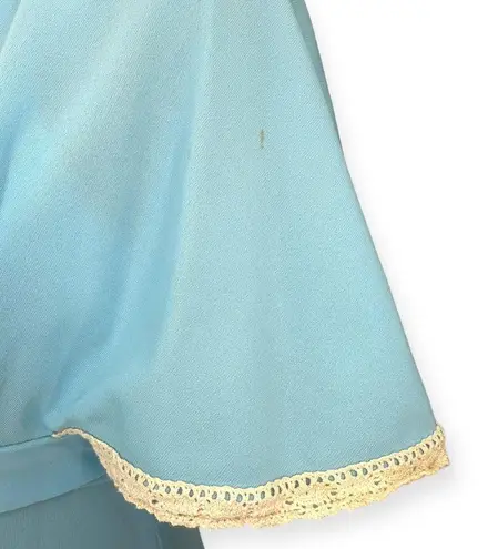 Beaux and Belles | M | VINTAGE '70s Pale Blue Maxi Dress Gown w/ Lace Trim Cape Size M
