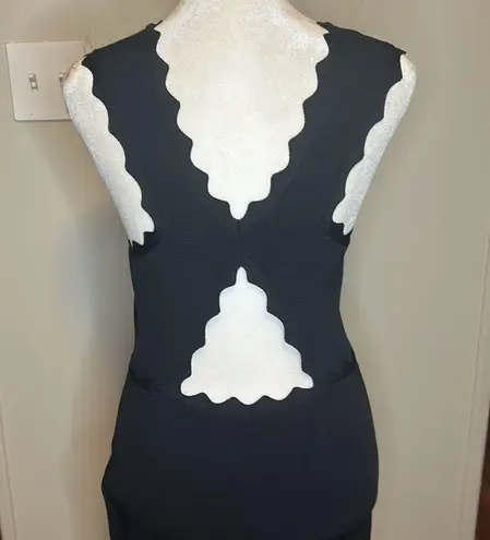 ALC Frank A.L.C. Aldridge Cutout Bodycon Scalloped Knit Dress New Size Medium