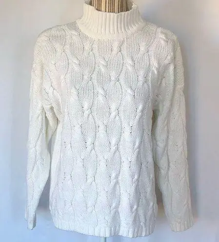 Ellemenno White chunky cable knit sweater size sm