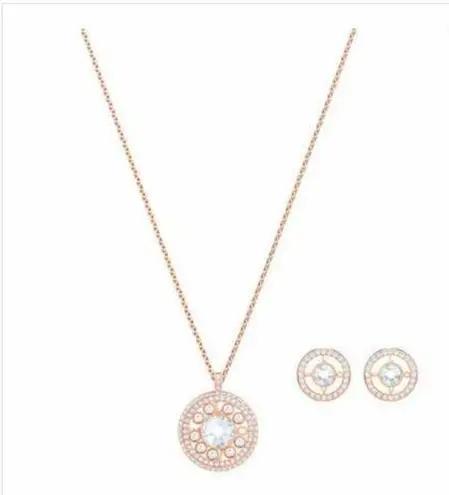 Swavorski Swarovski Crystal Necklace & Stud Earrings Set