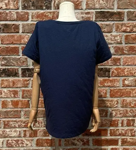 Hue Pinot Grigio Passports & Pizza navy blue T shirt / L / Excellent condition