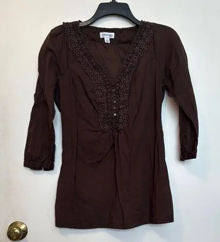 Brown Ruffled 3/4 Sleeve Blouse with Bib Collar