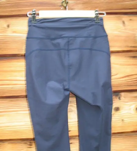 on cloud NWT  Running Active Tights Blue Leggings Pants