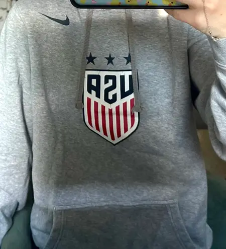 Nike Usa Women’s Soccer Sweatshirt