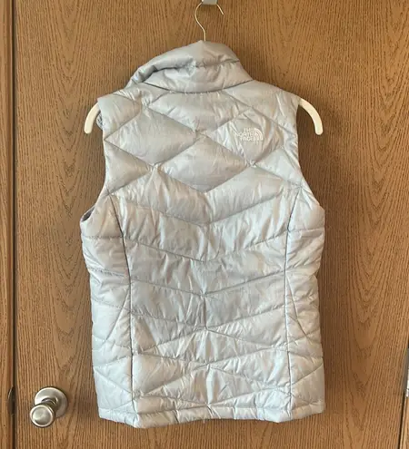 The North Face Vest Silver Size XS