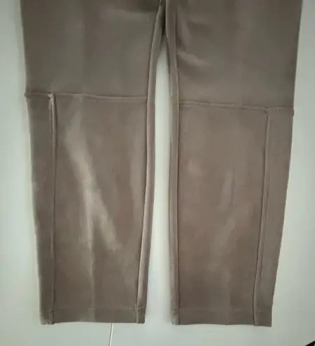 Ivanka Trump | women’s faux suede pull on pants. Size: L/G