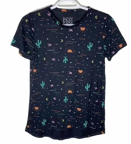 Modern Lux Southwest desert cactus t-shirt sz S
