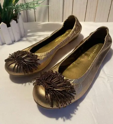 Arturo Chiang  Gold Slip On/Ballet Style Flats w/Pom Poms Size 7M