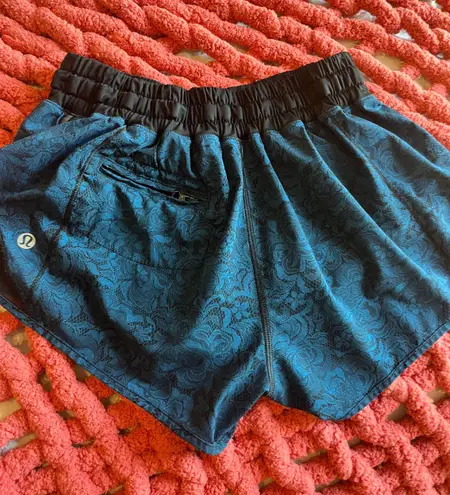 Lululemon Blue and black pattern  shorts