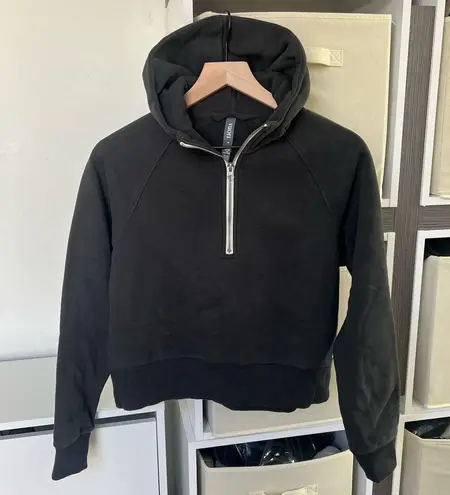 Vuori NWOT Restore Half Zip Hoodie in Washed Black