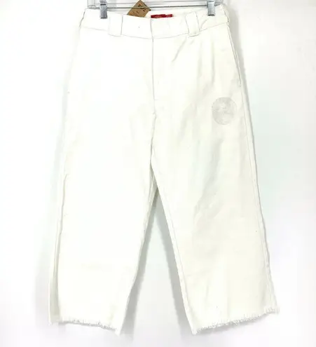 Dickies  Pants Women's Size 7/28 Relaxed Flat Front Cropped White NWT**