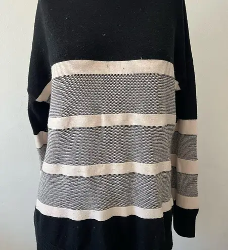 Comptoir des cotonniers white black gray colorblock crew neckline sweater size 2