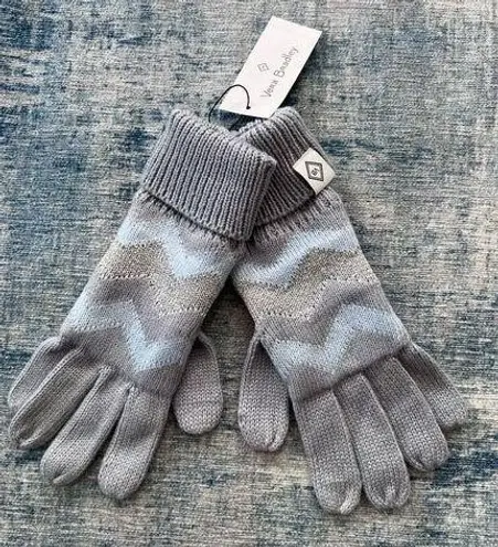 Vera Bradley NWT!  Winter Chevron Blue Gray Silver Cozy Knit Tech Gloves