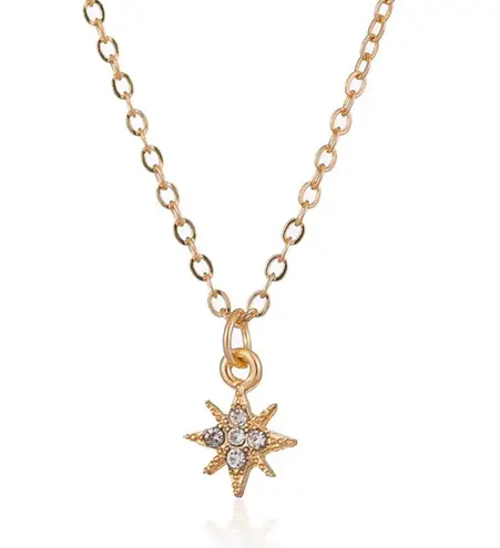 💥$2💥Gold And Crystal Star Necklace Gold