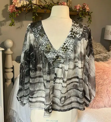 Top Silky Sheer Plunge Neck Black White Oversized Womens Small Sequin Bat Wing