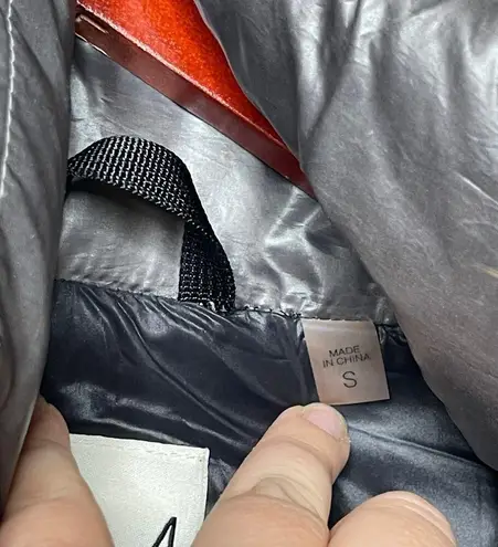 SAM. Women metallic silver millennium knee length puffer down coat fox fur sz S