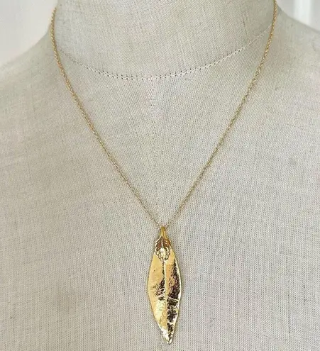 Gold tone Dipped Real LeafPendant Necklace