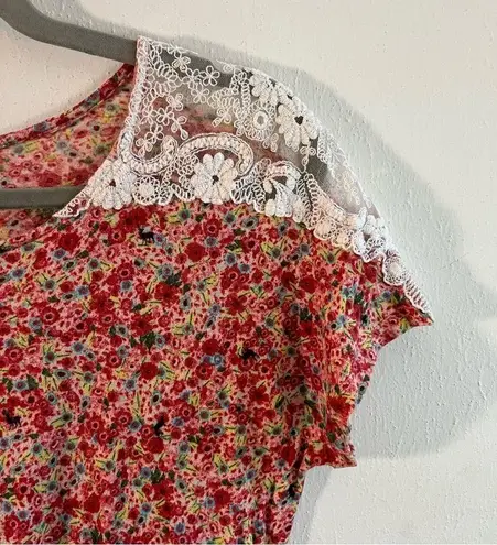 Farm Rio Top Ditsy Floral & Lace Babydoll Tie Waist Tee Sz P (S) GUC w/ Llamas!