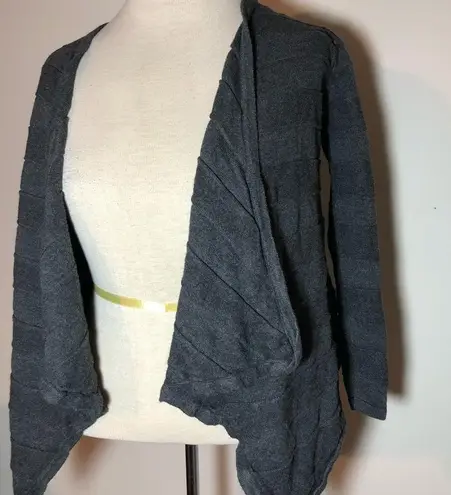 Dana Buchman open front cardigan sweater Small gray draped cascade striped