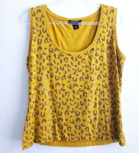 St. John 's Animal Print Sleeveless Blouse Top
