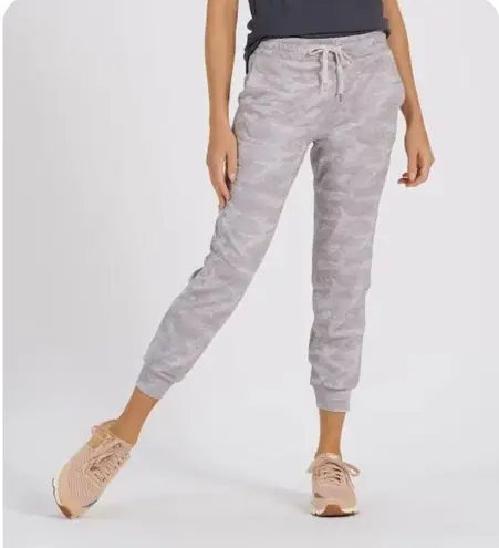 Vuori Performance Light Heather Camo Grey Jogger Pant