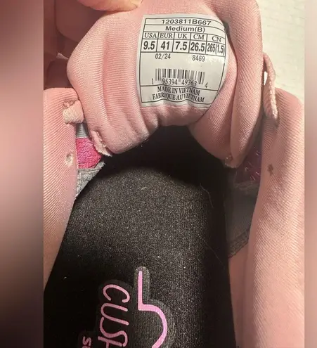 Brooks  Adrenaline GTS 23 Womens 9.5 Shoes Running Pink 1203811B667 Gym Sneaker