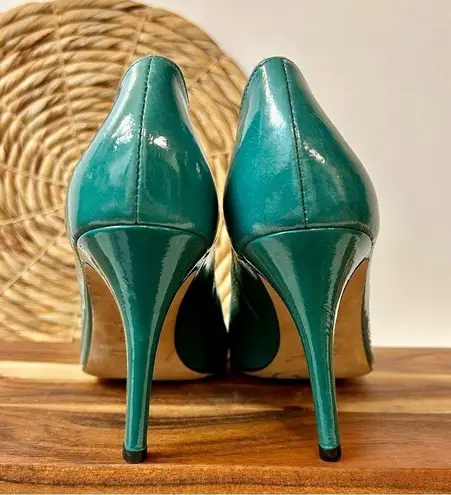 Butter Parker Patent Leather with Suede Heels in Peacock Teal Size 9 Green