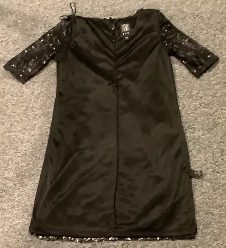 Jax NWT Black Sequin Short Sleeve Mini Dress