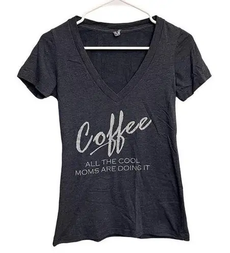 Next Level Apparel Coffee All The Cool Moms Are Doing It Gray Short Sleeve Shirt V-Neck Size Small