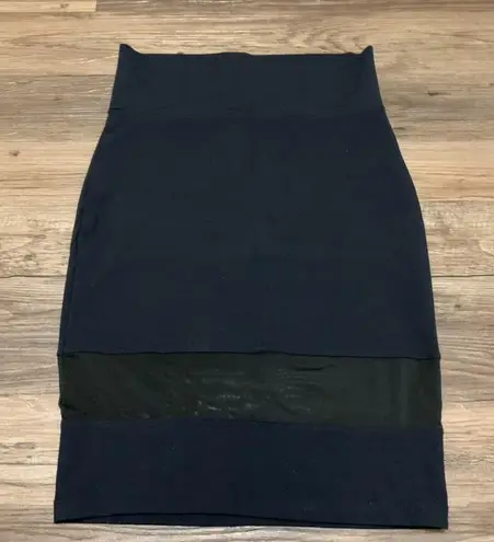 Bebe Black Mesh Pencil Skirt Size XS