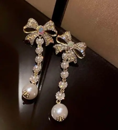 Women's Pearl Rhinestone Bow Tassel Dangle Drop Earrings Gold