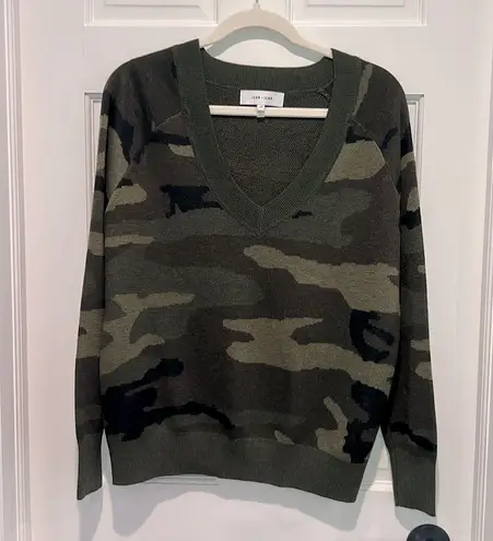 John + Jenn Fitz Camo Sweater Small Green Deep V Neck Wool Blend Long Sleeves