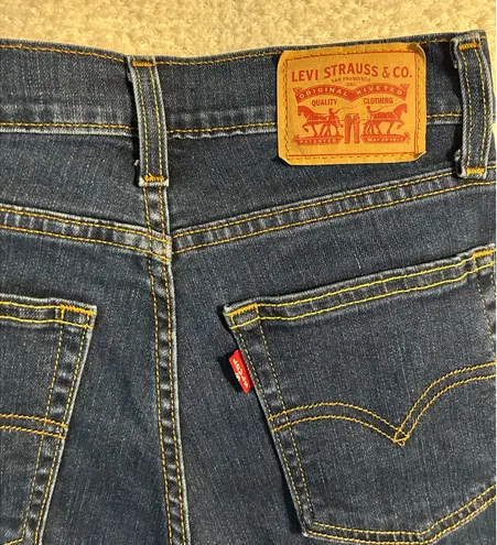 Levi's 724 High-Rise Straight Levi’s Jeans Women’s 24 Short