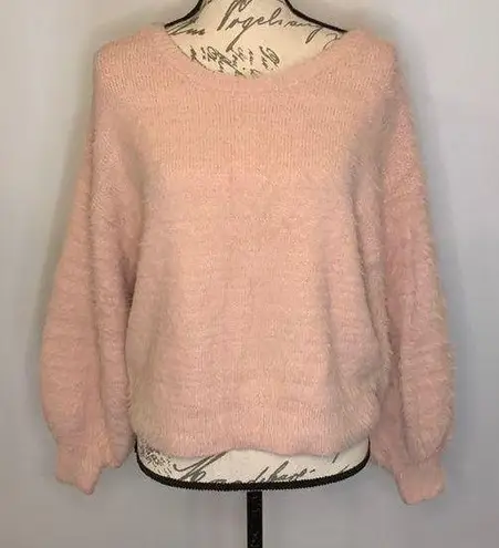 London Kaye fuzzy eyelash sweater blouson sleeves M Size M