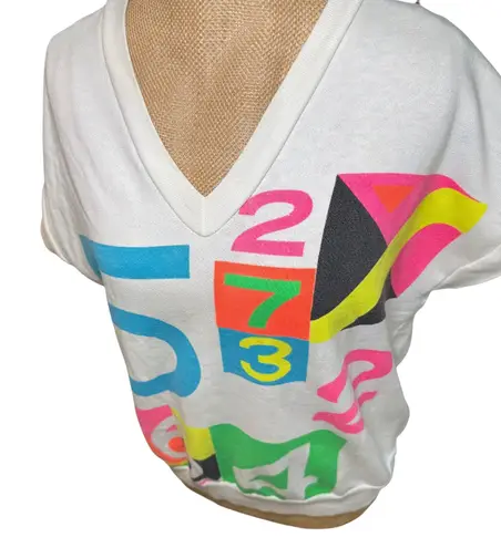 Vintage Variety USA Crewneck Short Sleeve Colorful Graphic Sweatshirt Medium White