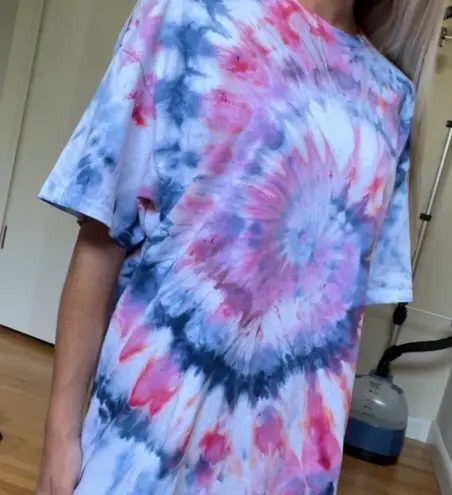 Iced Tie dye tee shirt Blue Size XL